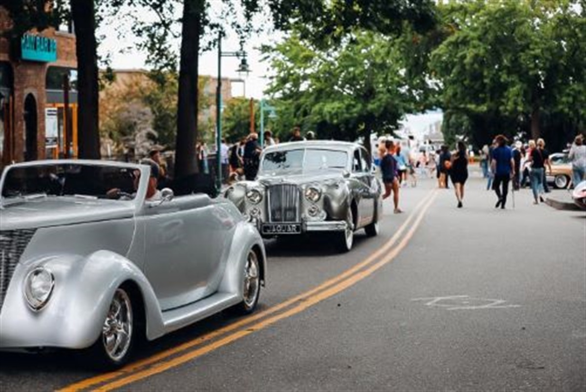 Traffic Alert for August 14 Kirkland Waterfront Car Show City of